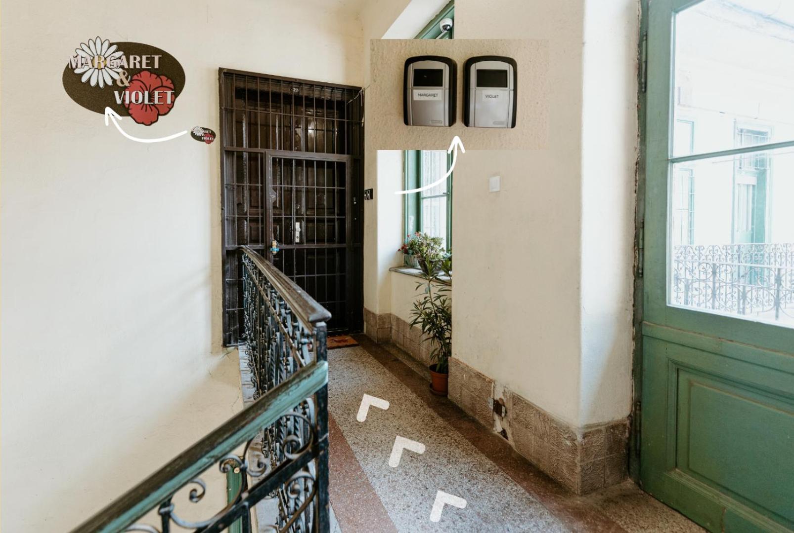 Margaret & Violet Apartments - Peaceful Stay Downtown Budapest Exterior photo